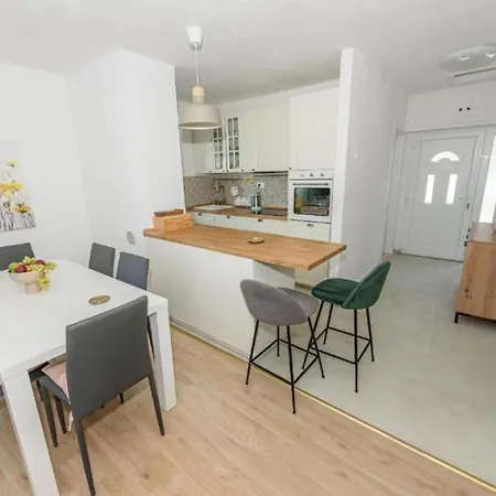 度假居 One Bedroom With Sea View *