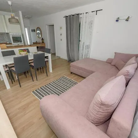 度假居 One Bedroom With Sea View Bobovisca